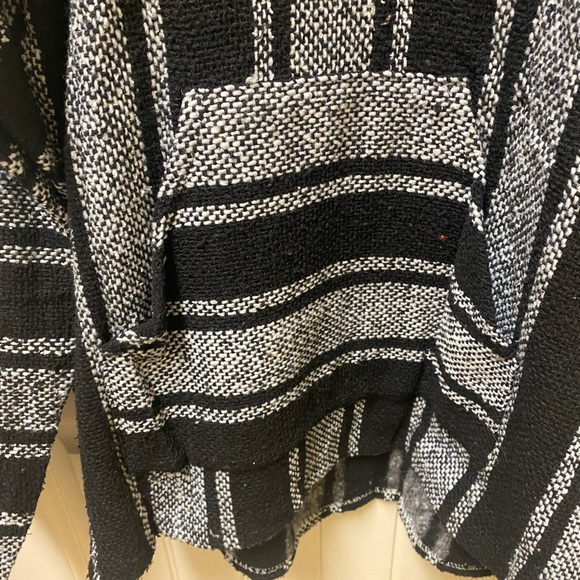 Beach Hoodie-Size XL - Picture 3 of 4